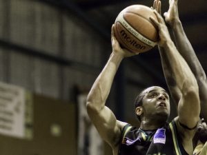 Big V men: Whittlesea Pacers, Diamond Valley step up for kids