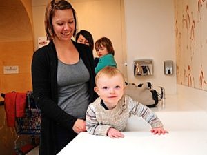 Hume mums face breastfeed stress, say experts