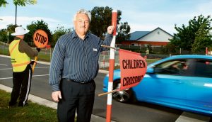 Speeding motorists prompt push for flashing lights at school