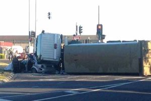 Teen dies after horror crash at Somerton