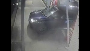 Epping ram-raid causes $35,000 damage | VIDEO