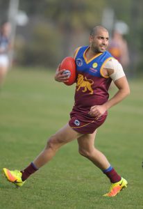 South Morang hang on for a hard win in wet and wild weather