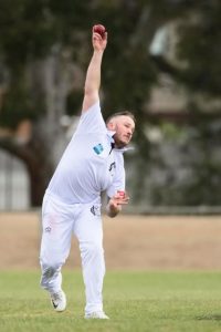Epping closes in on finals