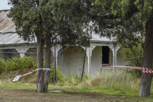 Arson squad investigates Mayfield Homestead fire