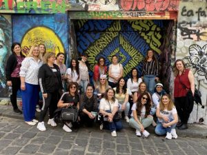 Support group for migrants and refugees