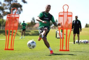 United secure finals spot