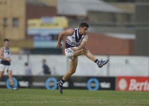 Bundoora comes from behind