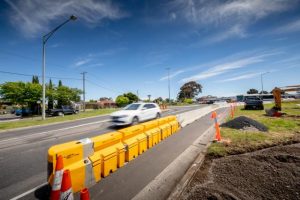 Winter works on Craigieburn Road