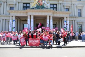 School cleaners threatening legal action over pay cuts
