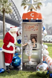 A lesson in payphone use