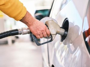 App to help Victorians find the cheapest fuel near them