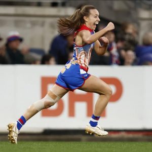 Wilcox signs on with Bulldogs