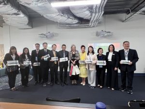 Northern Health hosts executives from Taiwan hospital