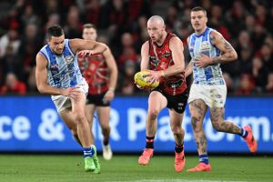 Hind joins the Devils