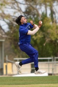 Batting collapse proves costly for Kangaroos