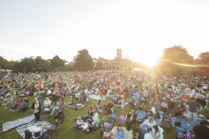 Mansion to host carols