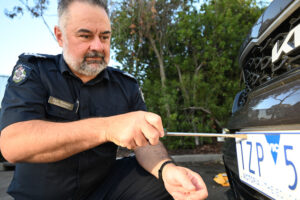 Lock down your number plates at Thomastown Bunnings