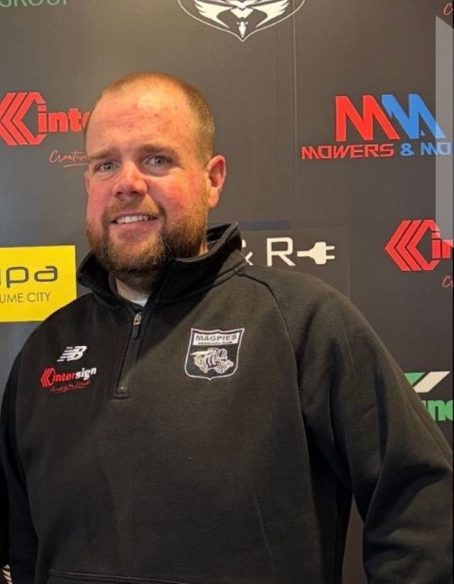 Hocking steps up at Roxy