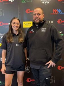 Hocking steps up at Roxy