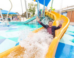 Sunbury makes a splash