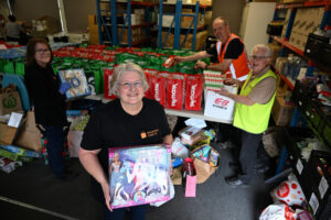 Music program brings young families together