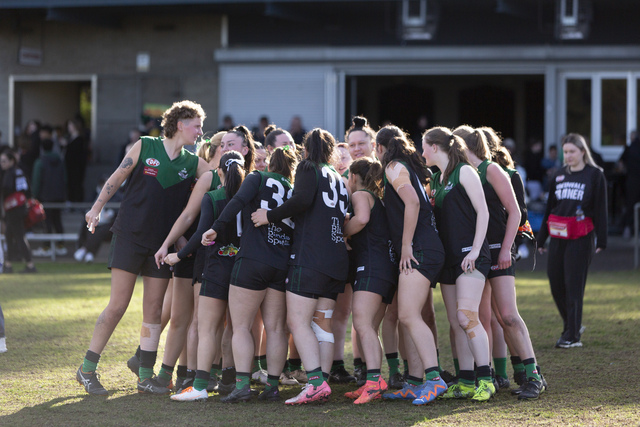 Jets pull women’s side