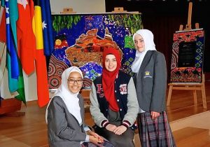 Ilim College students, police and Indigenous Australian join forces to create mosaic