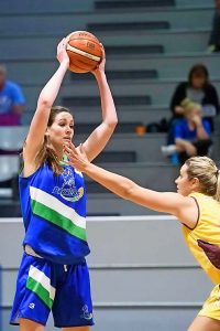 Colleen Planeta joins Adelaide Lightning