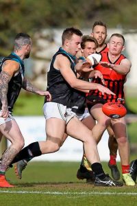 Laurimar falls short